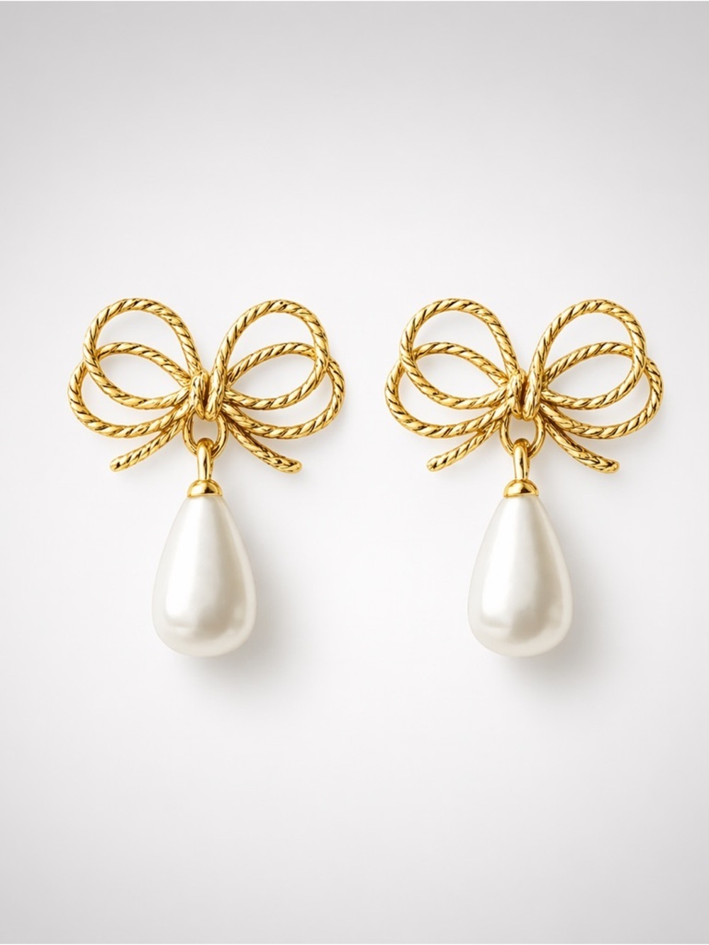 Bows and Baroque Pearl Drop Earrings (3301)